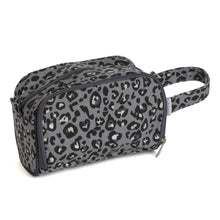 Load image into Gallery viewer, Crochet Bag with Pocket, Leopard
