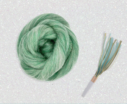 Glitter green white roving fibre top